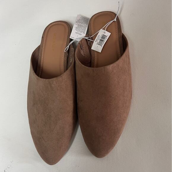 Old Navy Trendy Fall Style Low Heel Women's Faux Suede Taupe Mule Slide Sz 7 - Picture 2 of 11